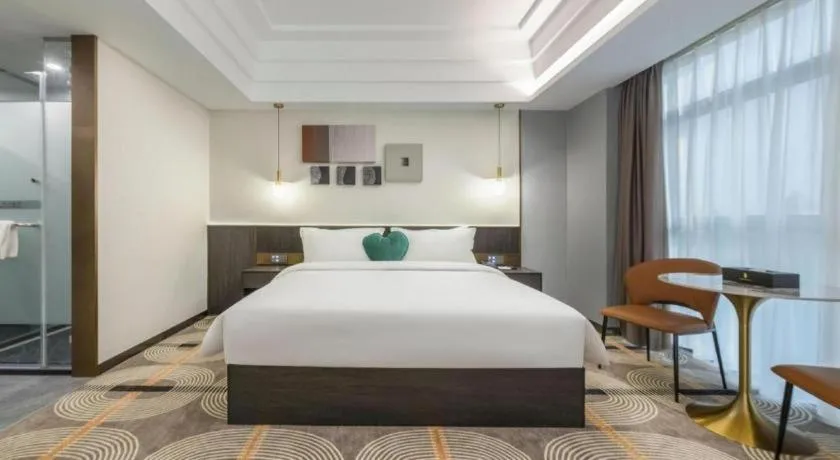 Bed in Park Lane Hotel