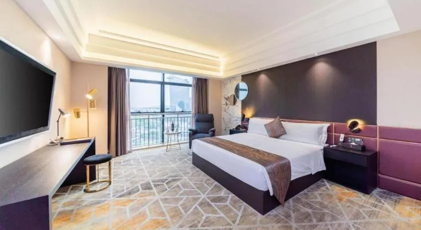 Bed in Park Lane Hotel