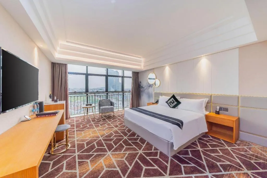 Bed in Park Lane Hotel