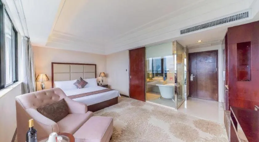 Bed in Park Lane Hotel