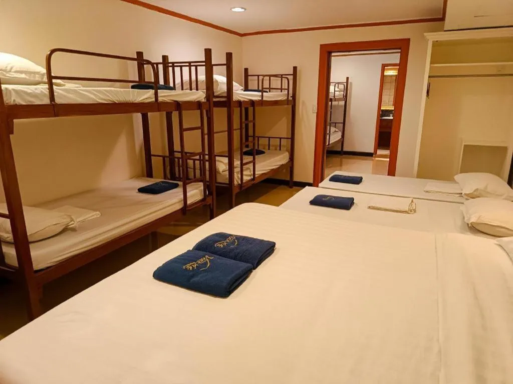 Bed in Subic Bay Venezia