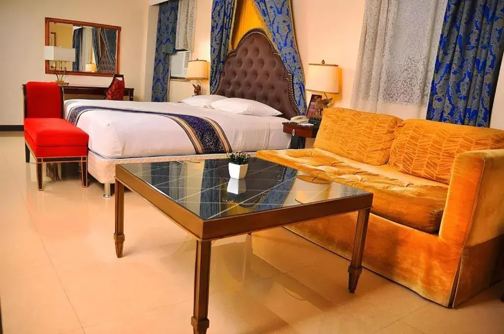 Bed in Subic Bay Venezia Bed in Subic Bay Venezia