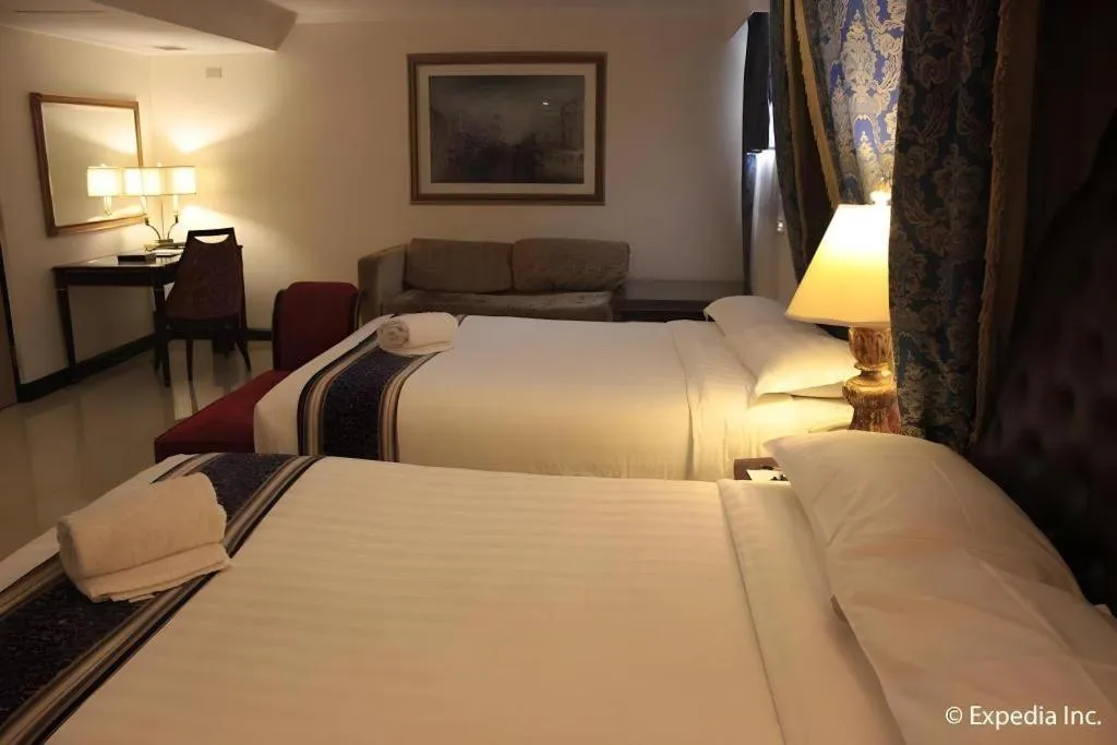 Bed in Subic Bay Venezia