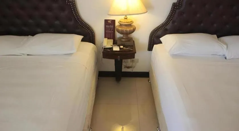 Bed in Subic Bay Venezia