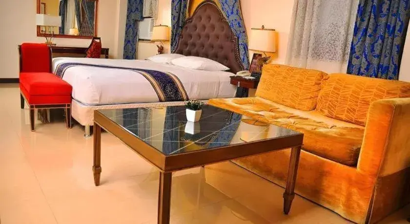 Bed in Subic Bay Venezia Bed in Subic Bay Venezia