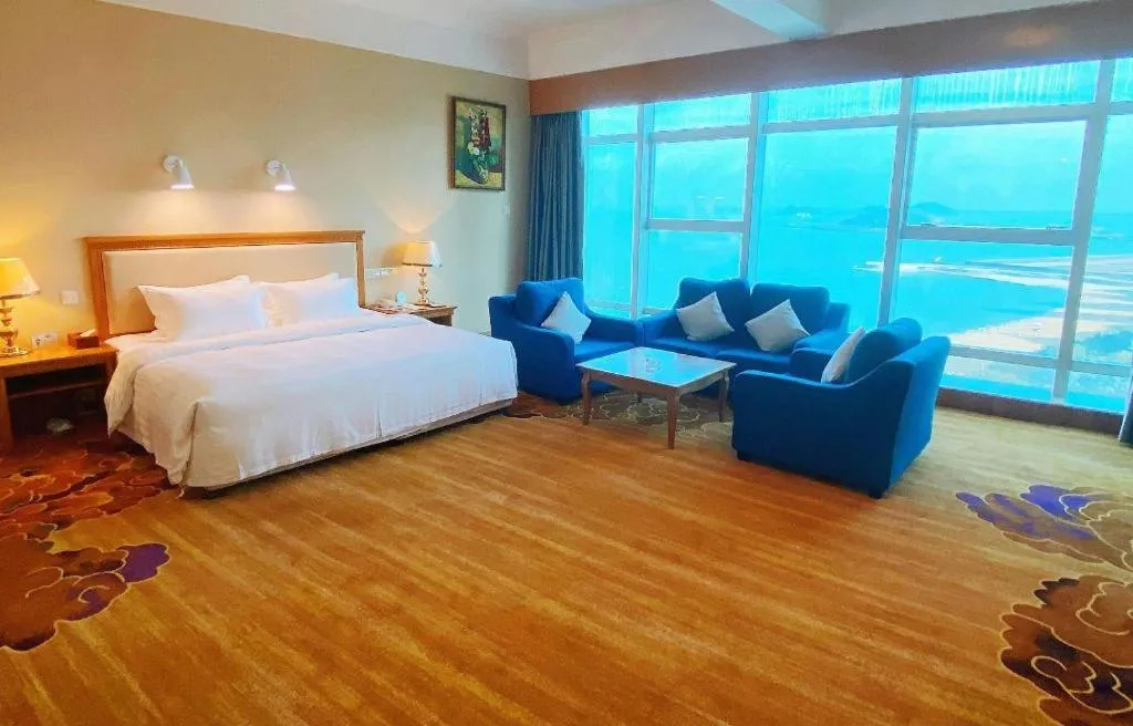 Bed in Zhuhai Dehan Hotel