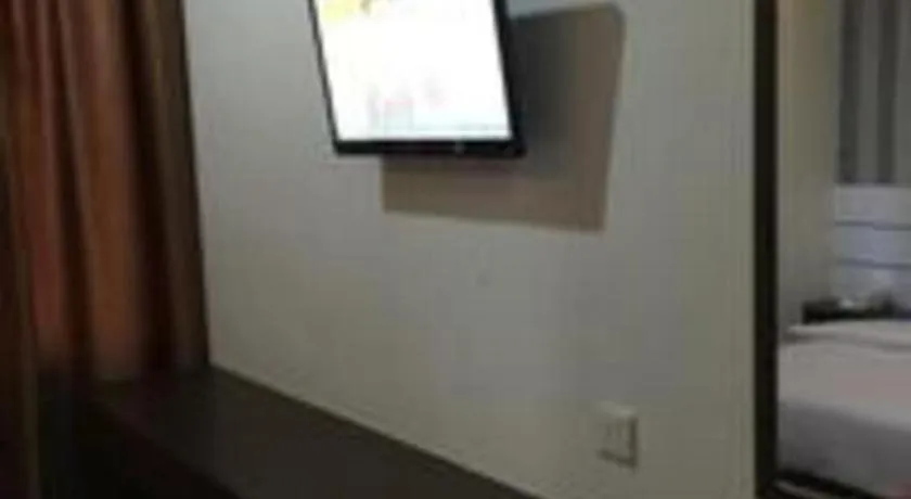 Bed in Redlink Hotel