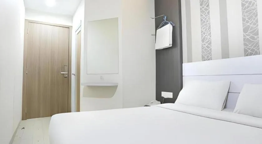 Bed in Redlink Hotel