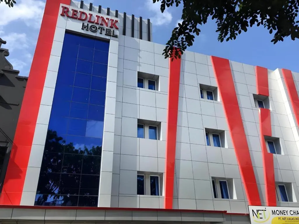 Redlink Hotel