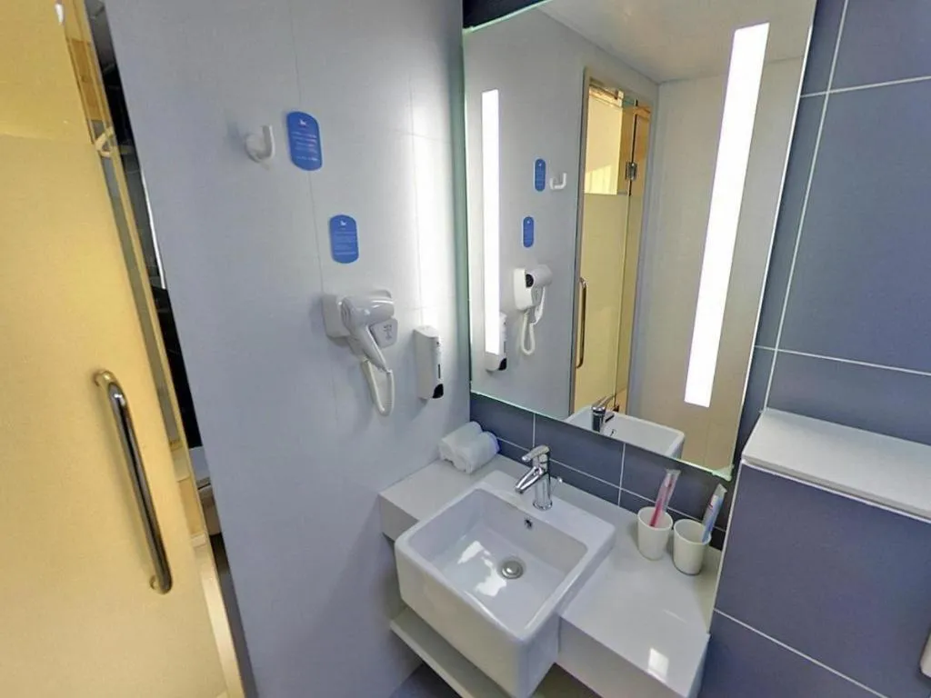 Hanting Hotel Shanghai Guilin Road