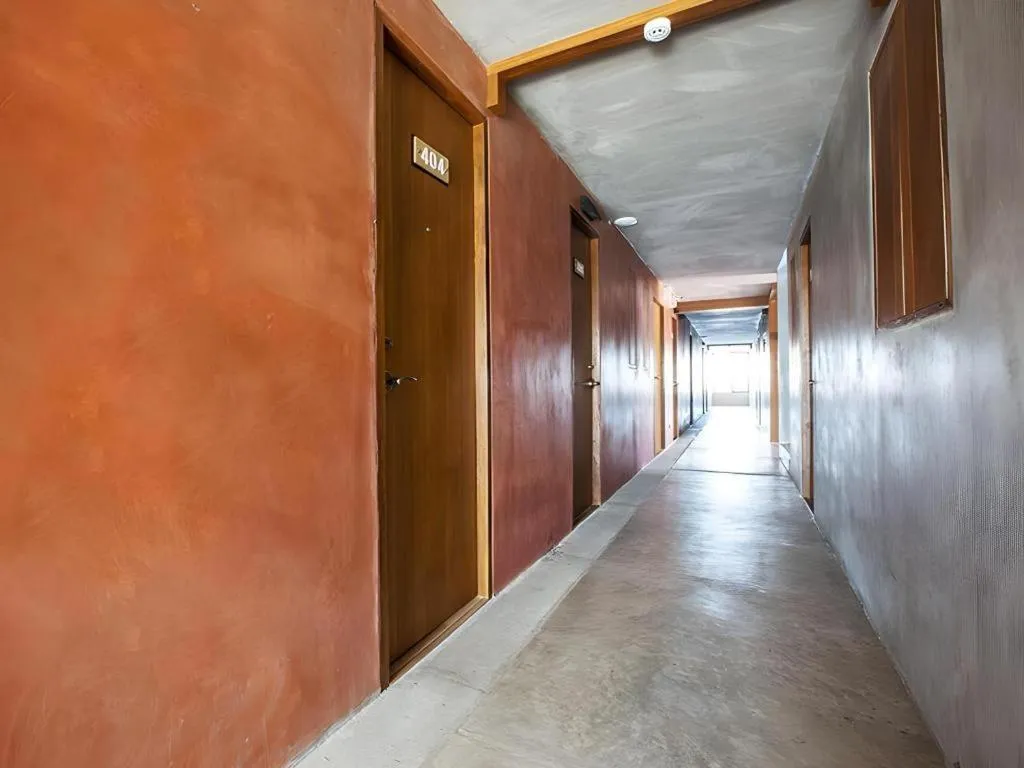 B2 Udon Thani Boutique and Budget Hotel