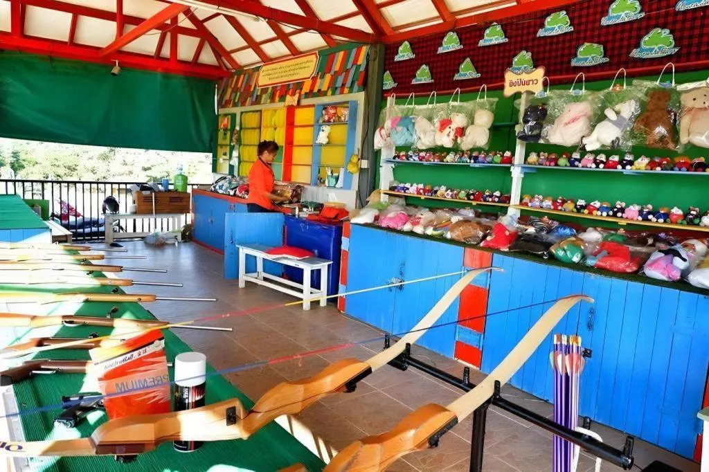 Montana Cotswolds Resort