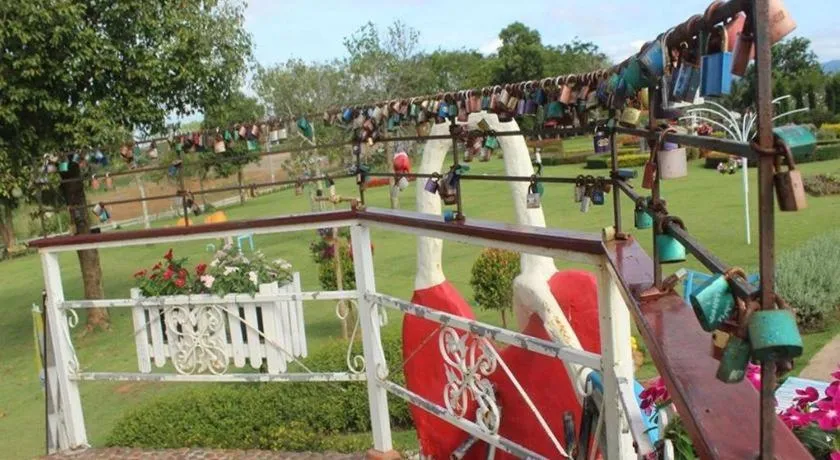 Montana Cotswolds Resort