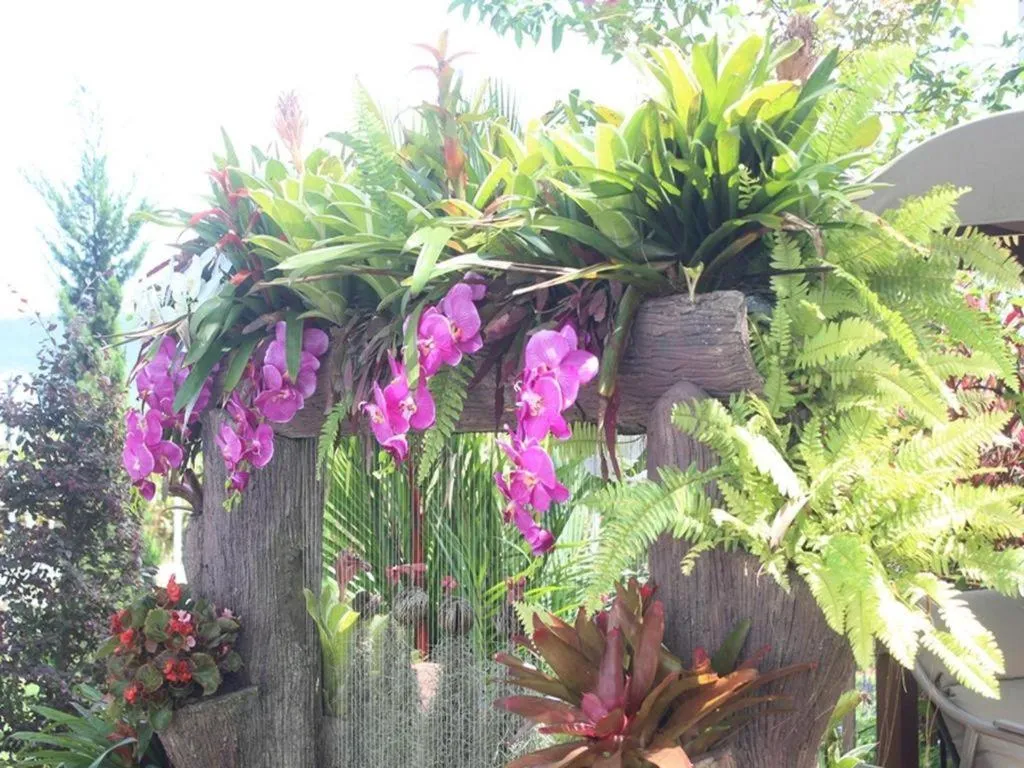 Montana Cotswolds Resort