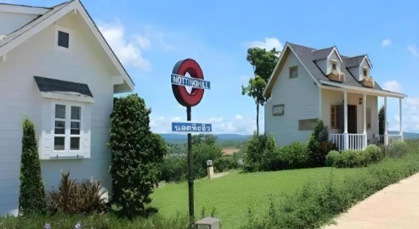 Montana Cotswolds Resort