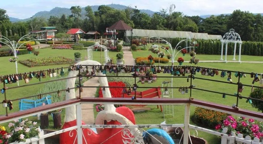 Montana Cotswolds Resort