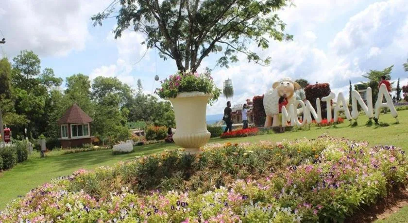 Montana Cotswolds Resort