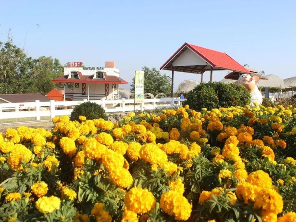 Montana Cotswolds Resort