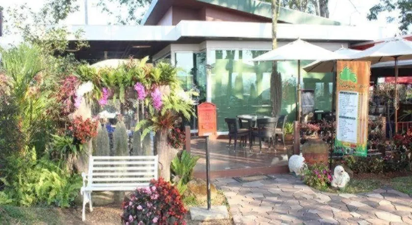 Montana Cotswolds Resort