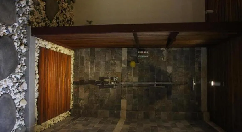 Forever Green Resort