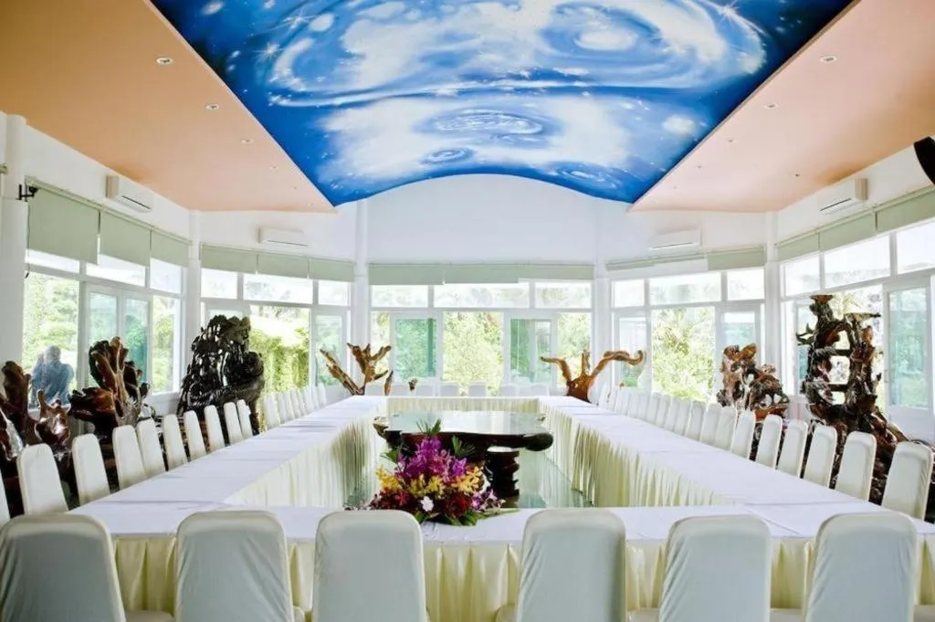 Forever Green Resort