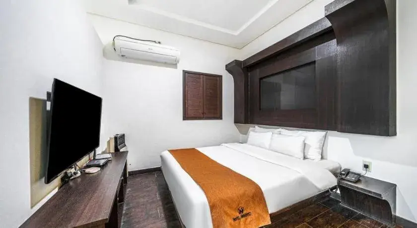 Bed in Hotel Highland Bed in Hotel Highland