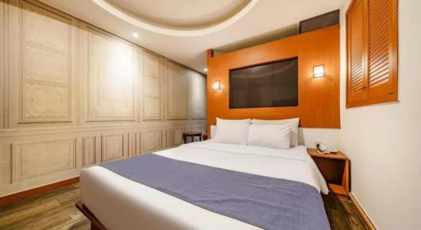 Bed in Hotel Highland Bed in Hotel Highland