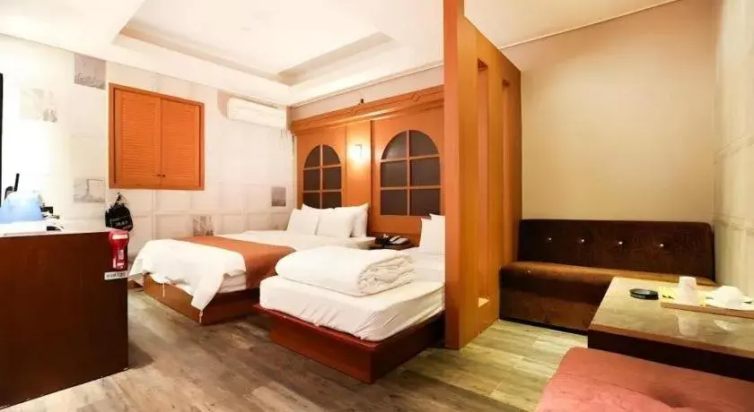 Bed in Hotel Highland Bed in Hotel Highland