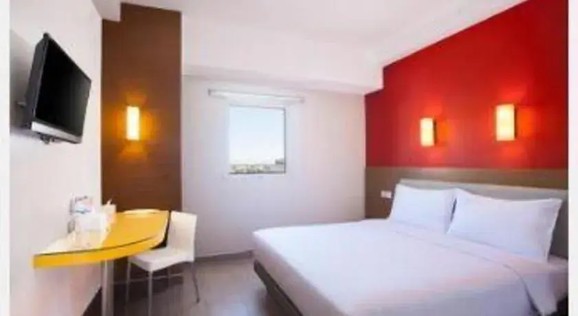 Bed in Amaris Hotel Kupang Bed in Amaris Hotel Kupang