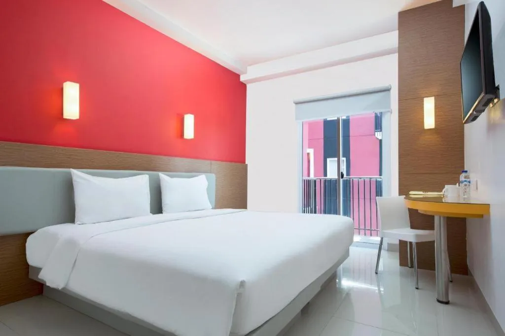 Bed in Amaris Hotel Kupang