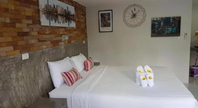 Bed in Love You Resort