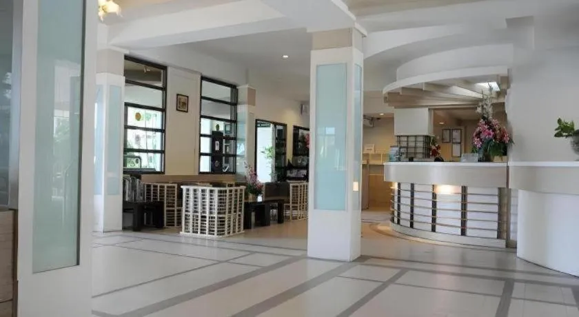 Bangsaen Villa Hotel