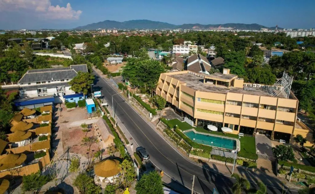 Bangsaen Villa Hotel