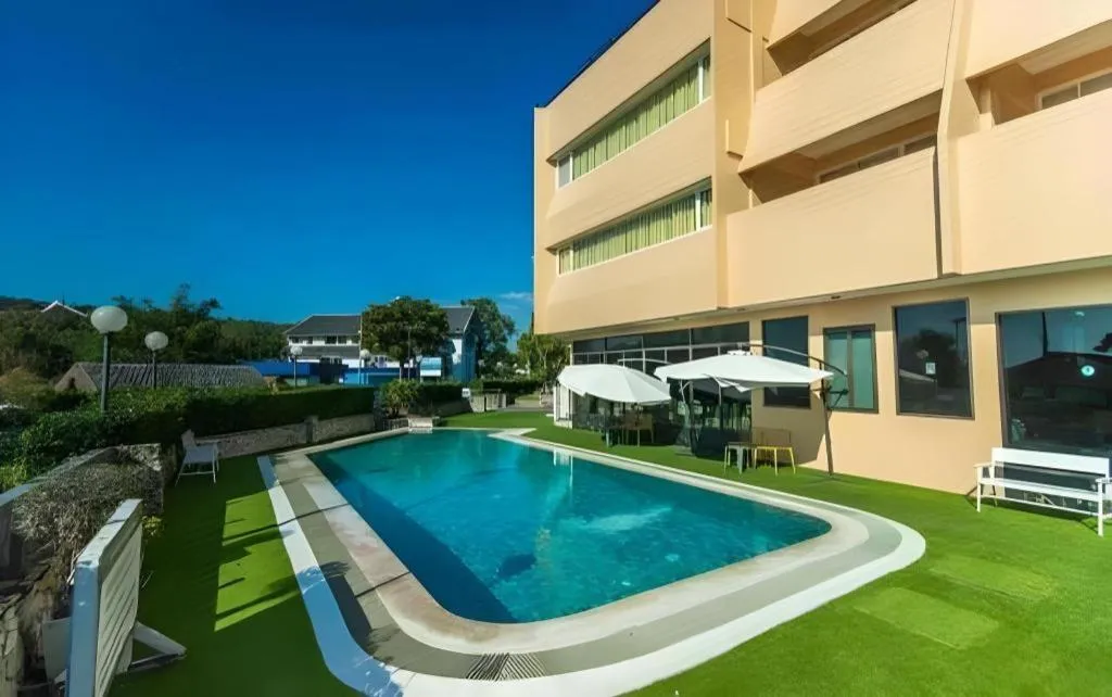 Bangsaen Villa Hotel