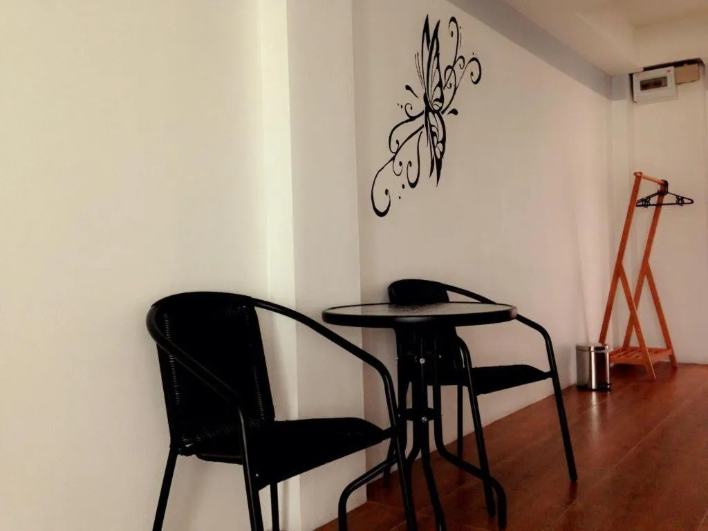 The Pride Hotel At Laemsing