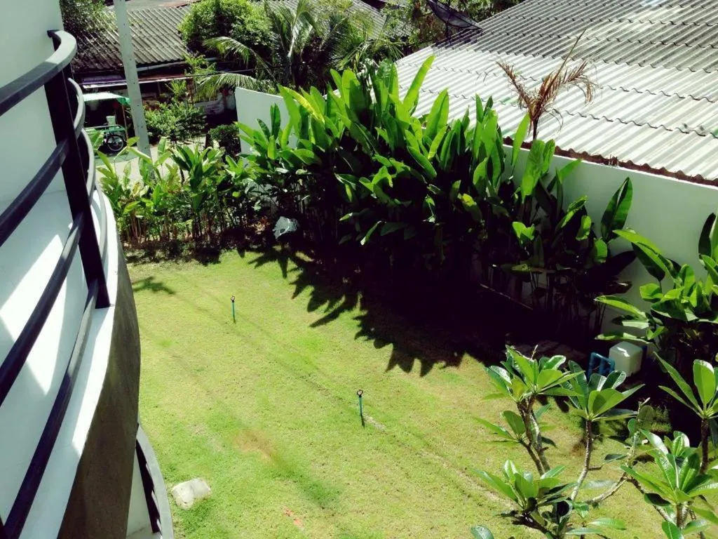 The Pride Hotel At Laemsing