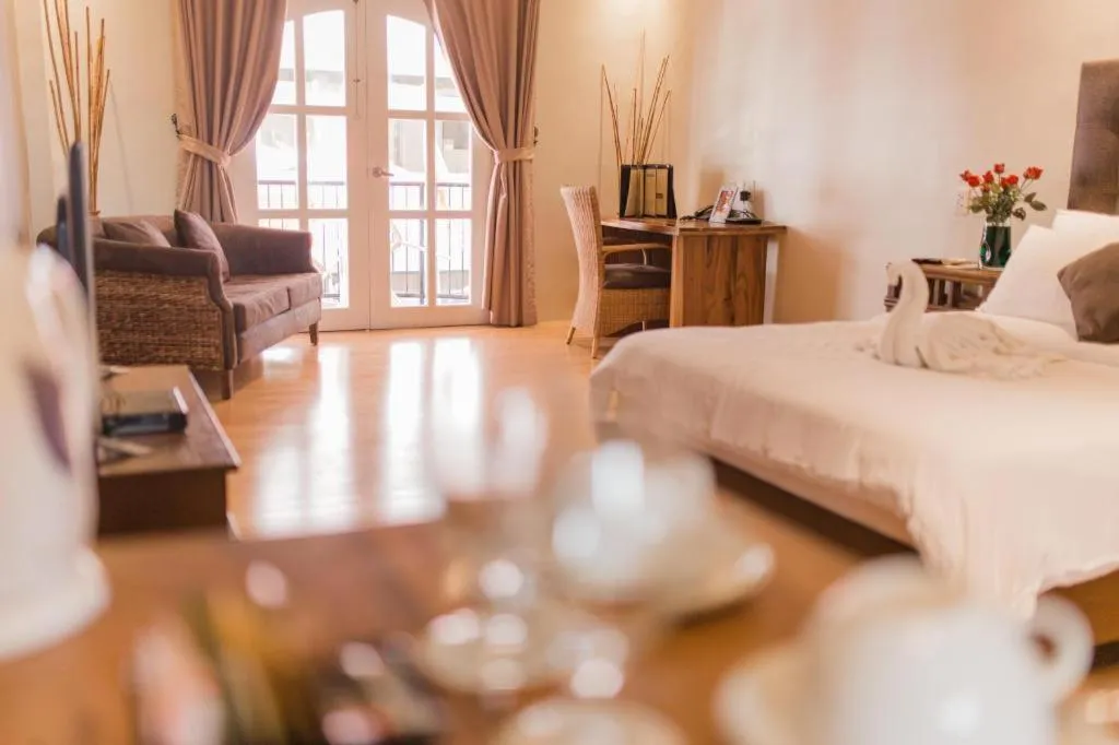 Bed in Kingsleys Hotel and Gastro Pub