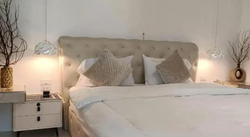 Bed in Palm Sweet Hotel Bed in Palm Sweet Hotel