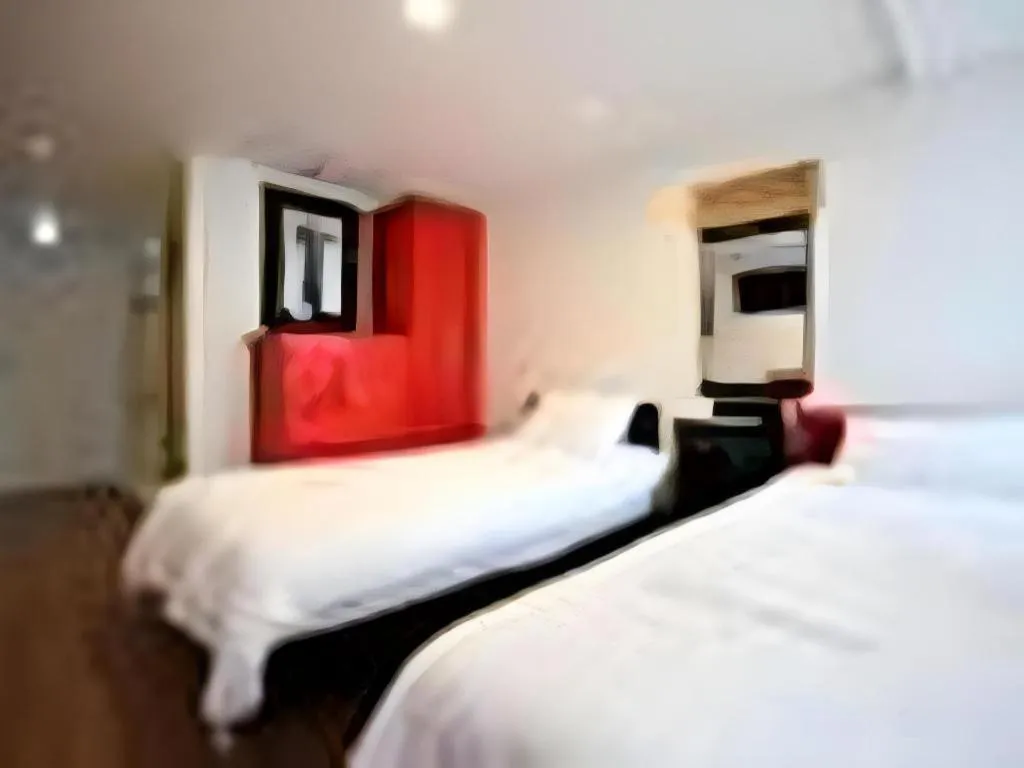 Bed in Myeongdong Mom House