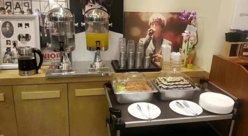 Myeongdong Mom House