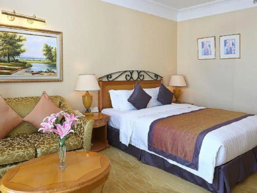 Bed in Regency Hotel