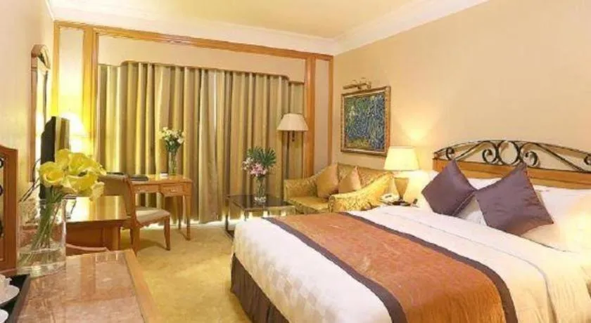 Bed in Regency Hotel