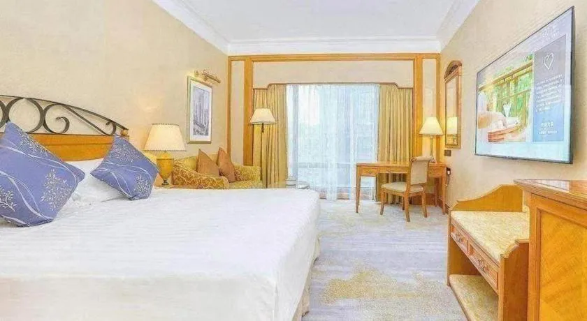 Bed in Regency Hotel