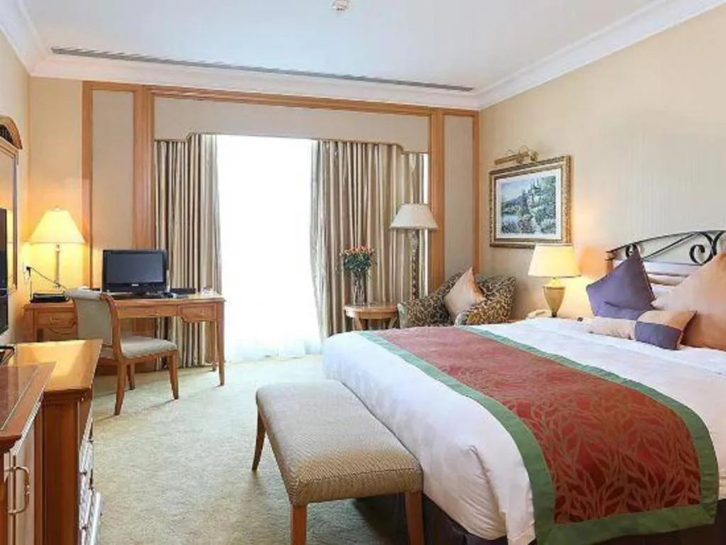 Bed in Regency Hotel