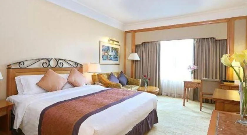 Bed in Regency Hotel