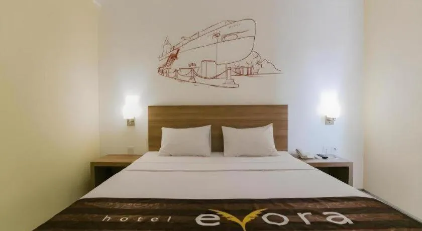 Bed in Evora Hotel