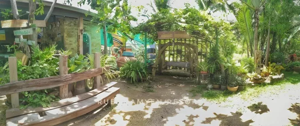 RuenNamyen Resort Amphawa