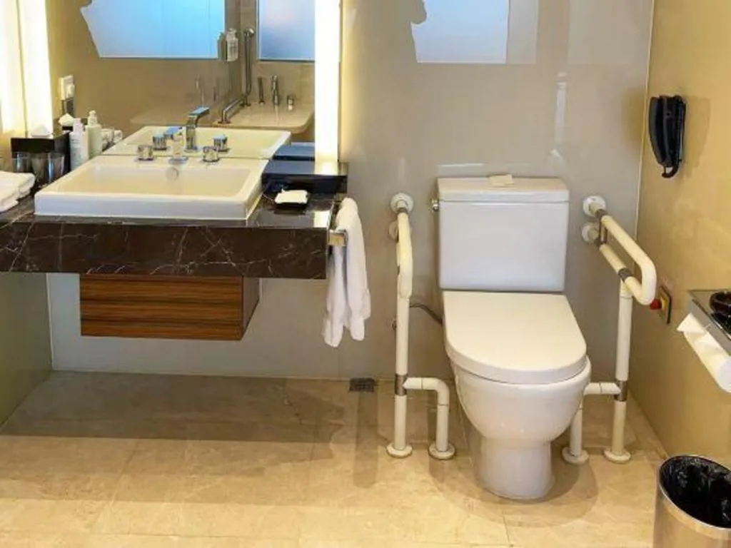 New World Guiyang Hotel