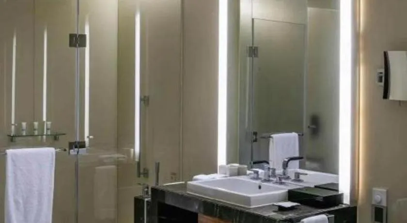 New World Guiyang Hotel