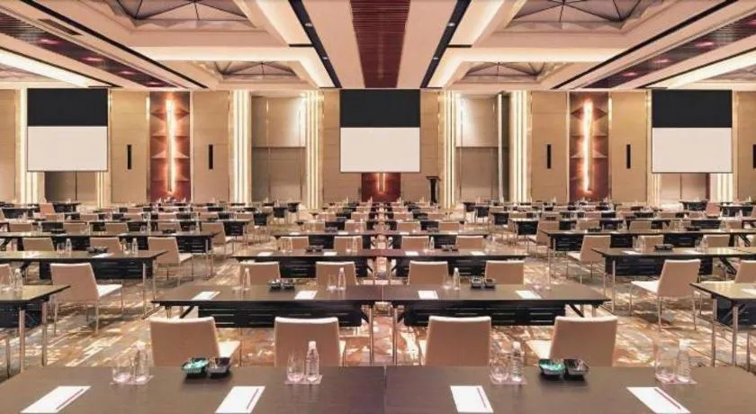 New World Guiyang Hotel